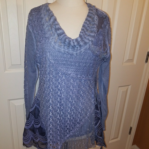 Simply Couture Tops - Simply Couture long sleeve L blouse